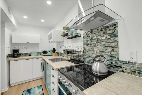 1200 West Avenue Miami Beach FL 33139