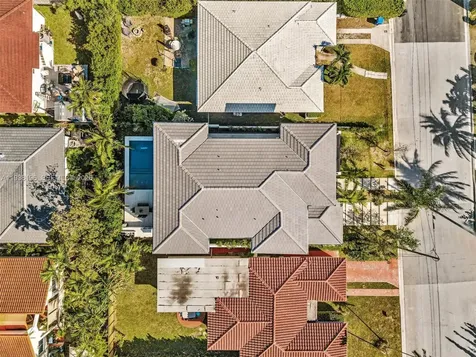 9264 Dickens Avenue Surfside FL 33154