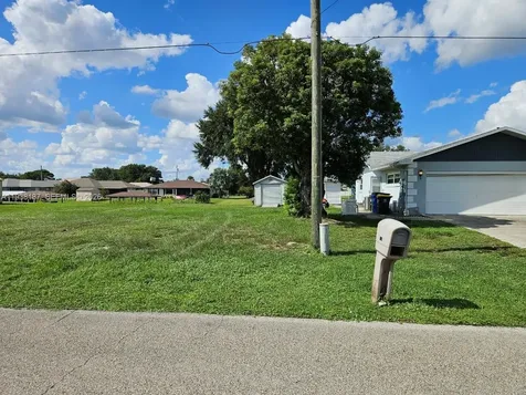 126 NE Citrus Road Lake Placid FL 33852