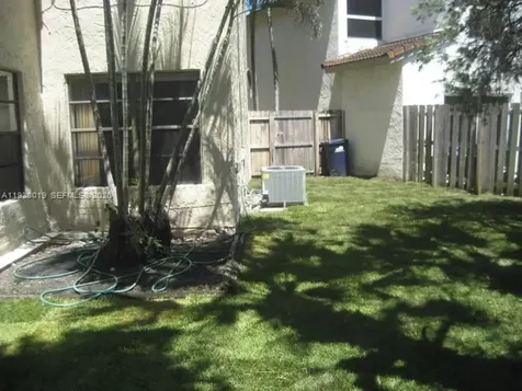 13224 SW 10 Te Miami FL 33184