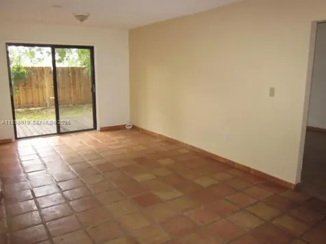 13224 SW 10 Te Miami FL 33184
