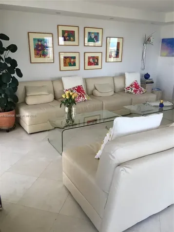 1121 Crandon Boulevard Key Biscayne FL 33149
