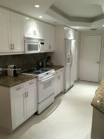 1121 Crandon Boulevard Key Biscayne FL 33149