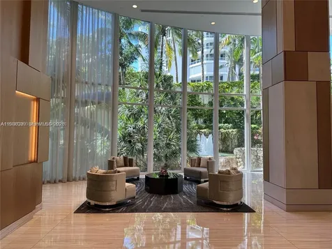 21200 Point Place Aventura FL 33180