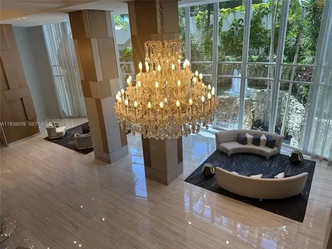 21200 Point Place Aventura FL 33180