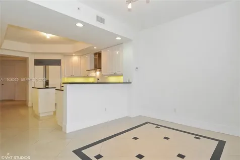 21200 Point Place Aventura FL 33180