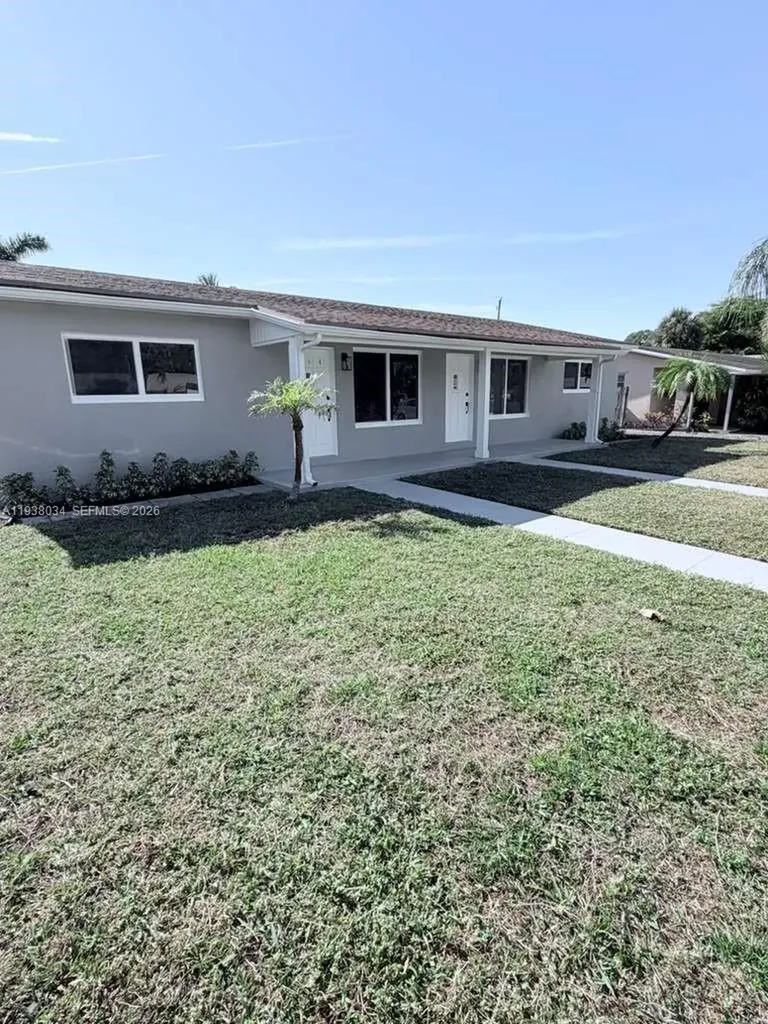 134 SW 14th Avenue Boynton Beach FL 33435