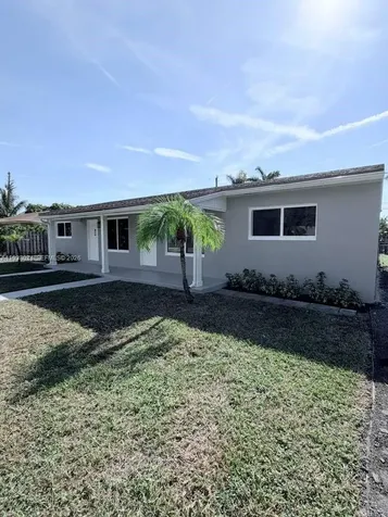 134 SW 14th Avenue Boynton Beach FL 33435