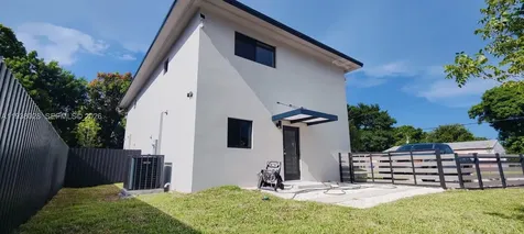 1901 NW 51st Terrace Miami FL 33142