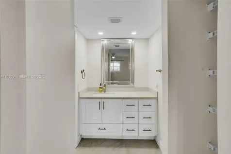 10401 W Broward Boulevard Plantation FL 33324