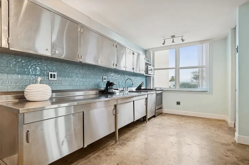 1401 S Ocean Drive Hollywood FL 33019