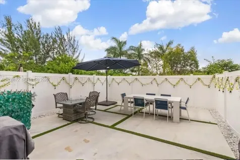 11431 W 32nd Lane Hialeah FL 33018