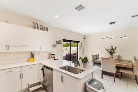 11431 W 32nd Lane Hialeah FL 33018