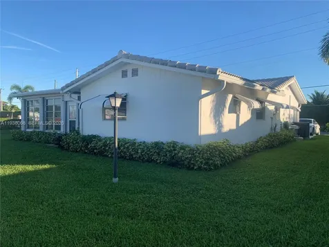 1801 SW 22nd Way Boynton Beach FL 33426