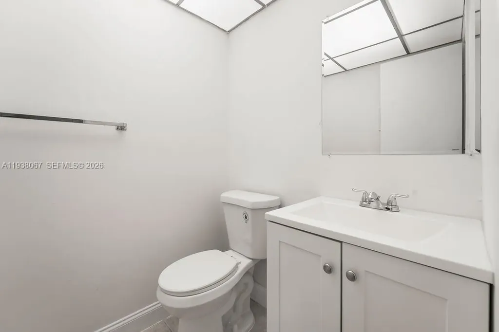 938 Normandy T Delray Beach FL 33484