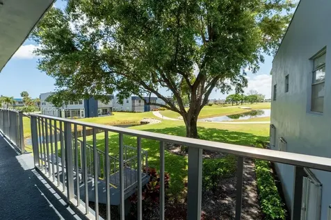 938 Normandy T Delray Beach FL 33484