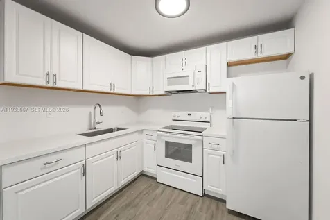938 Normandy T Delray Beach FL 33484