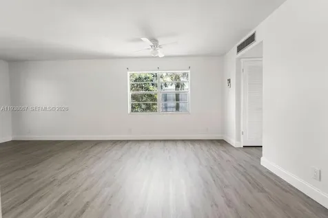 938 Normandy T Delray Beach FL 33484