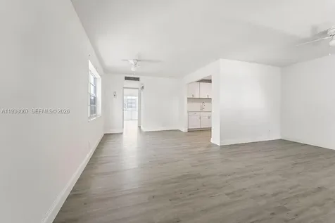 938 Normandy T Delray Beach FL 33484