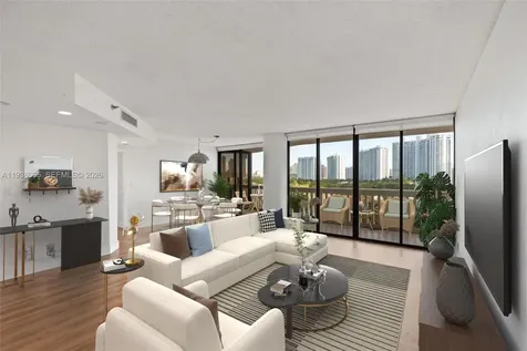 1000 W Island Boulevard Aventura FL 33160