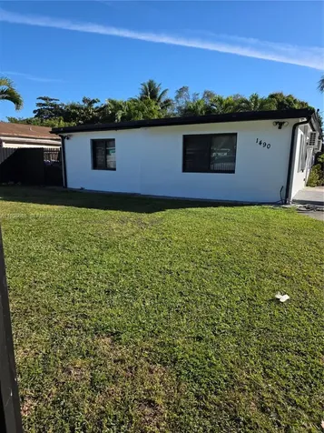 1490 NE 147th Street Miami FL 33161