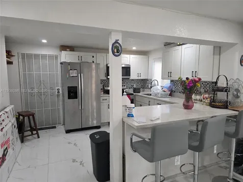 1490 NE 147th Street Miami FL 33161