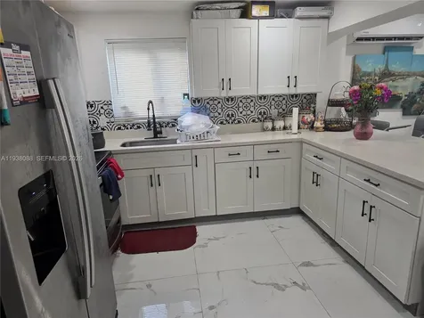 1490 NE 147th Street Miami FL 33161