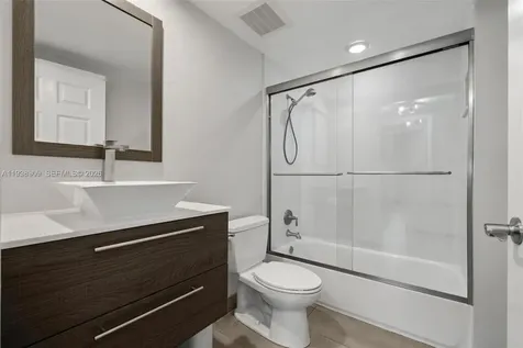 1755 E Hallandale Beach Boulevard Hallandale Beach FL 33009