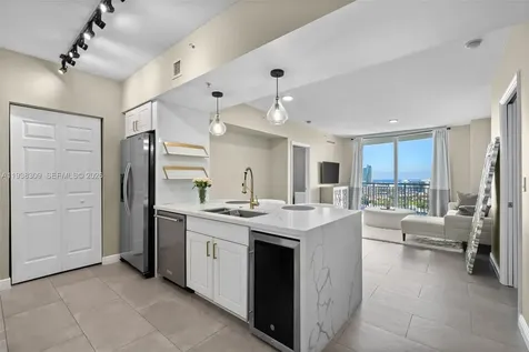 1755 E Hallandale Beach Boulevard Hallandale Beach FL 33009