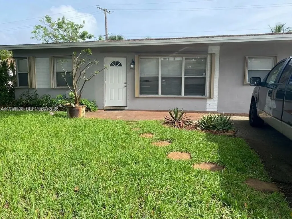 1640 NE 33rd Street Pompano Beach FL 33064