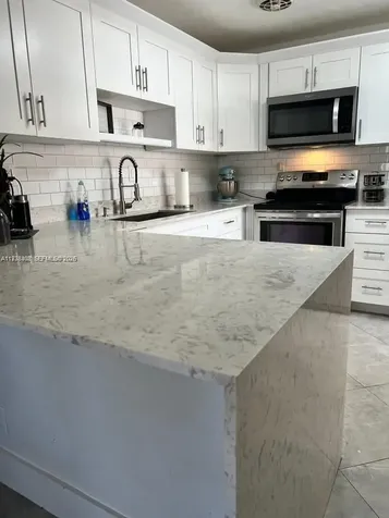1640 NE 33rd Street Pompano Beach FL 33064
