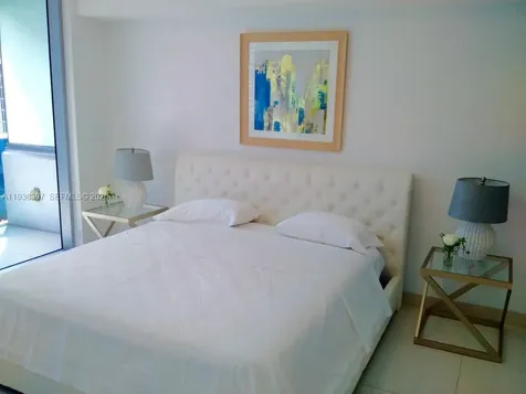 200 Biscayne Boulevard Way Miami FL 33131