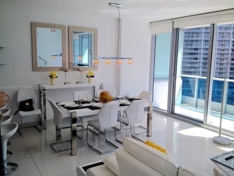200 Biscayne Boulevard Way Miami FL 33131