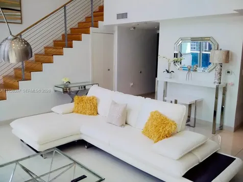 200 Biscayne Boulevard Way Miami FL 33131