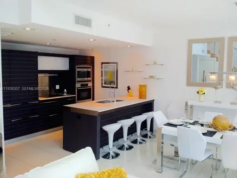 200 Biscayne Boulevard Way Miami FL 33131
