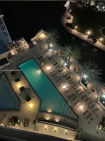 200 Biscayne Boulevard Way Miami FL 33131
