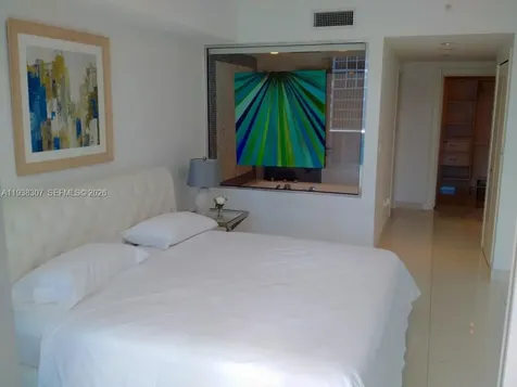200 Biscayne Boulevard Way Miami FL 33131