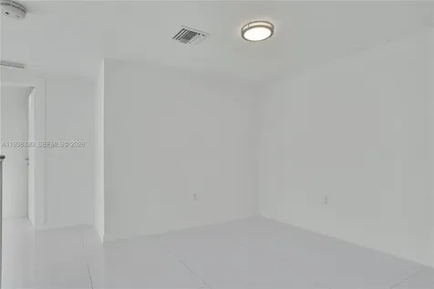 200 Biscayne Boulevard Way Miami FL 33131
