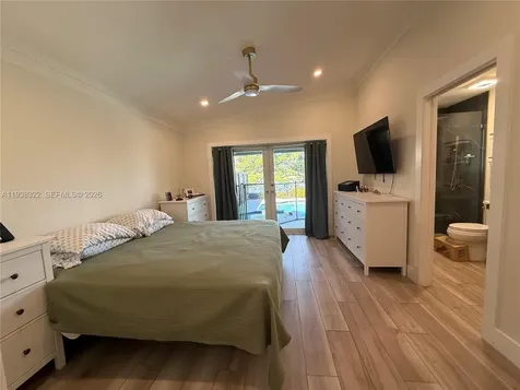 8335 NW 197th Terrace Hialeah FL 33015
