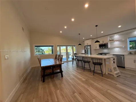 8335 NW 197th Terrace Hialeah FL 33015