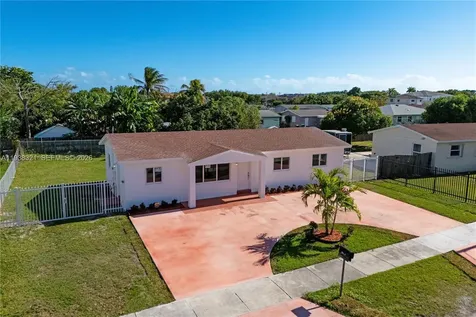 22503 SW 113th Place Miami FL 33170