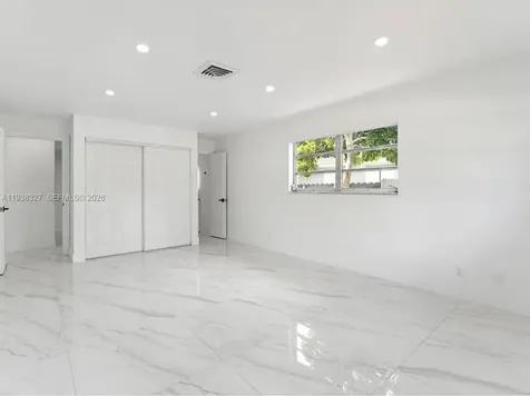 6800 SW 10th Court Pembroke Pines FL 33023