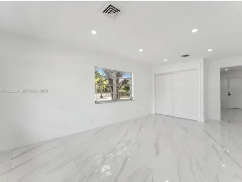 6800 SW 10th Court Pembroke Pines FL 33023
