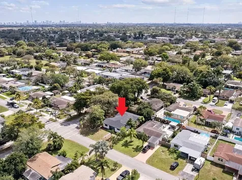 6800 SW 10th Court Pembroke Pines FL 33023