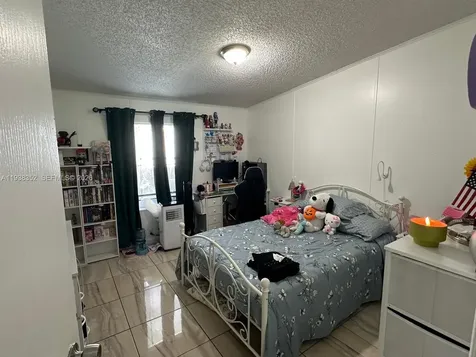 19800 SW 180th Avenue #271 Miami FL 33187