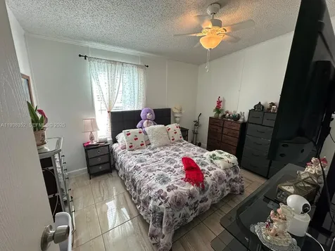 19800 SW 180th Avenue #271 Miami FL 33187