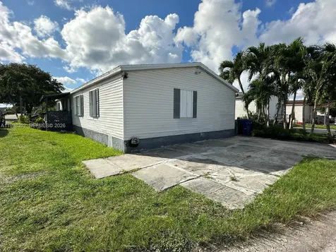 19800 SW 180th Avenue #271 Miami FL 33187