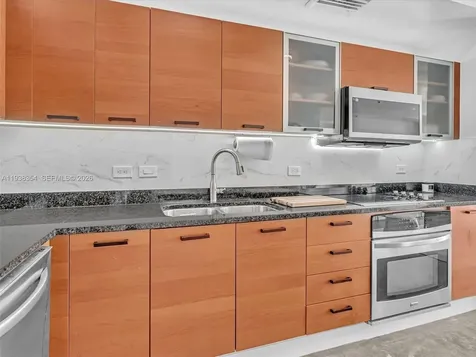 3470 E Coast Avenue Miami FL 33137