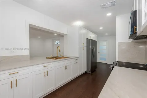 4360 NW 4th Street Plantation FL 33317