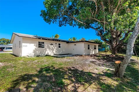 4360 NW 4th Street Plantation FL 33317